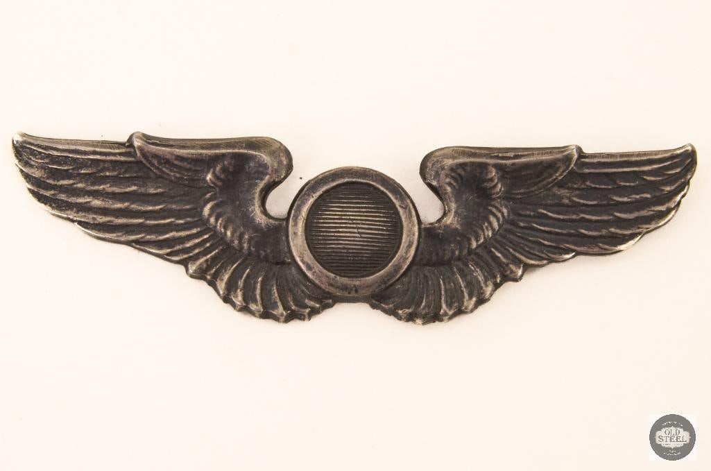 Army Air Corps Aircraft Observer badge or "wings" US: Awarded to non-pilot aircrew members such as co-pilots, navigators, and flight support personnel. Solid Sterling Construction THIS ITEM IS AS PICTURED WITH NO FURTHER ATTACHMENTS. ALL