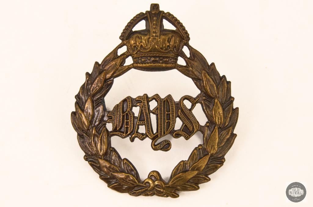2nd Dragoon Guards Cap Badge (1 of 2)
