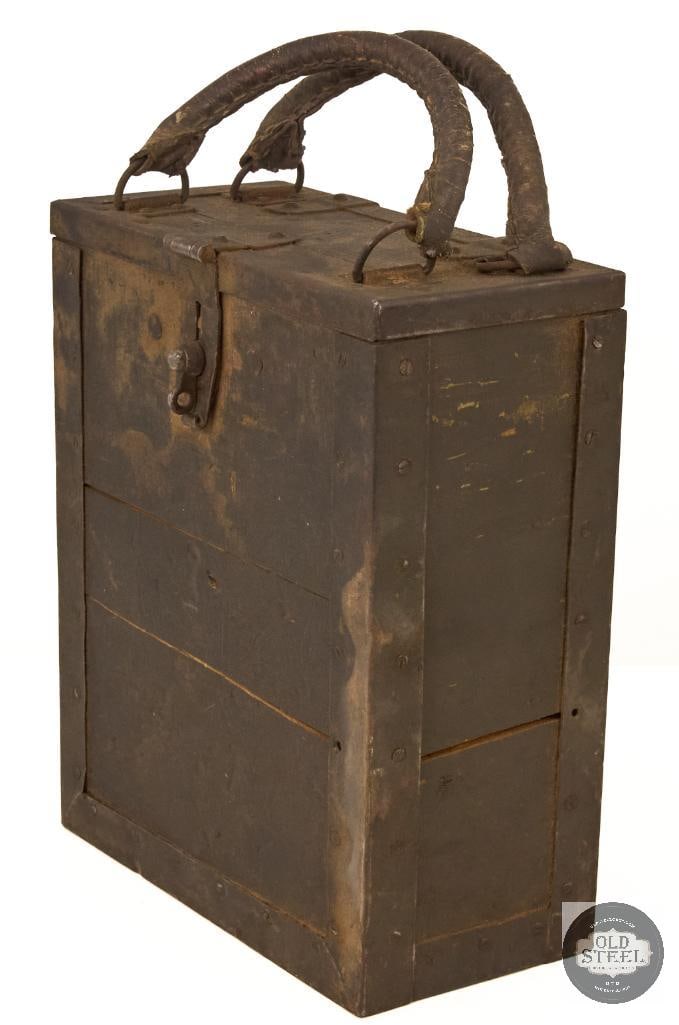 Set of 12 feed strips and box for Breda M37 Machinegun (1 of 2)