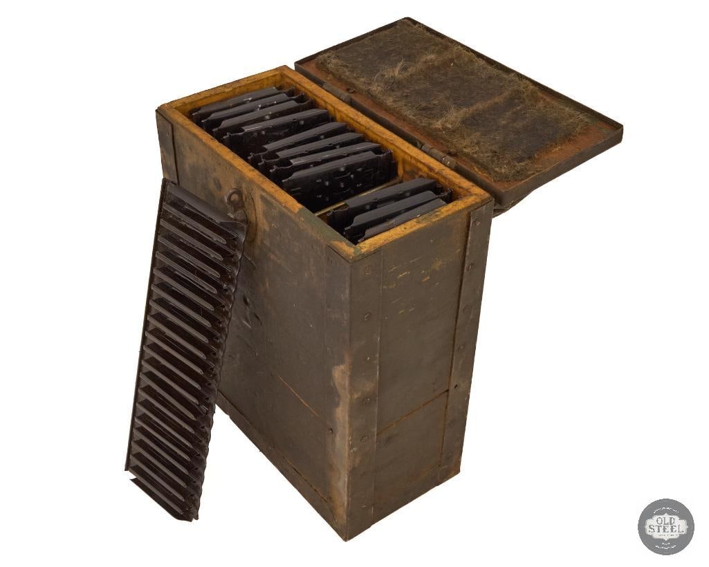 Set of 12 feed strips and box for Breda M37 Machinegun - 2