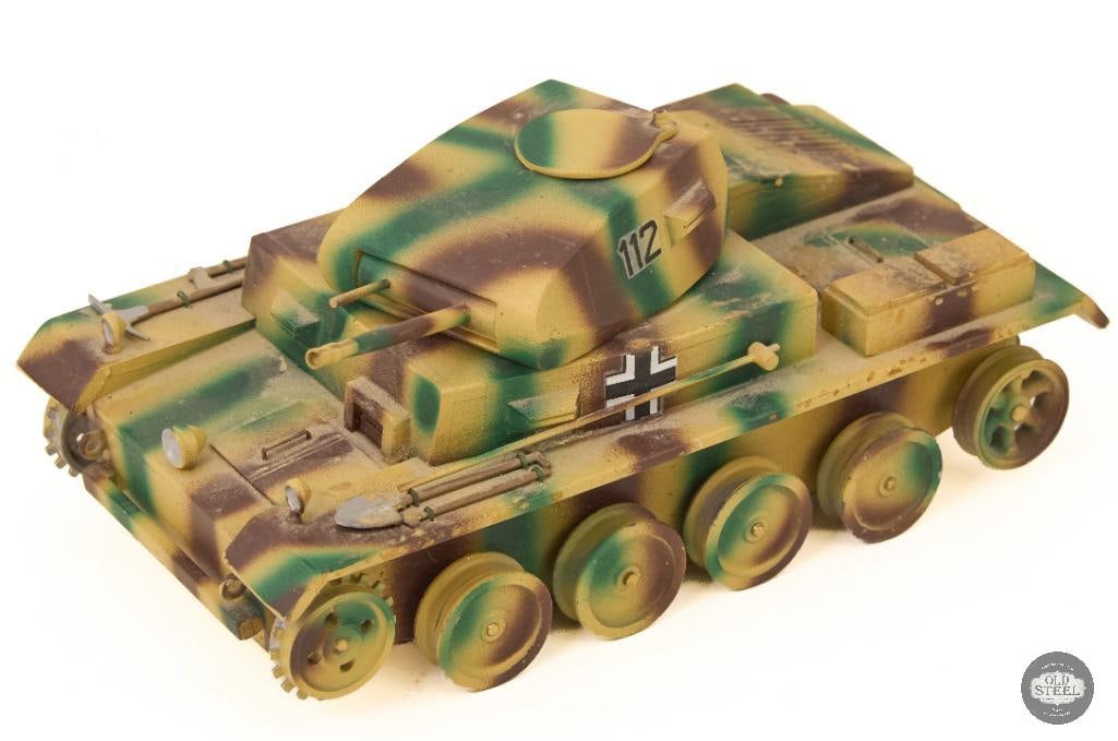 German Pz.Kpfw. II Ausf. L "Luchs" light tank, scale model (1 of 3)