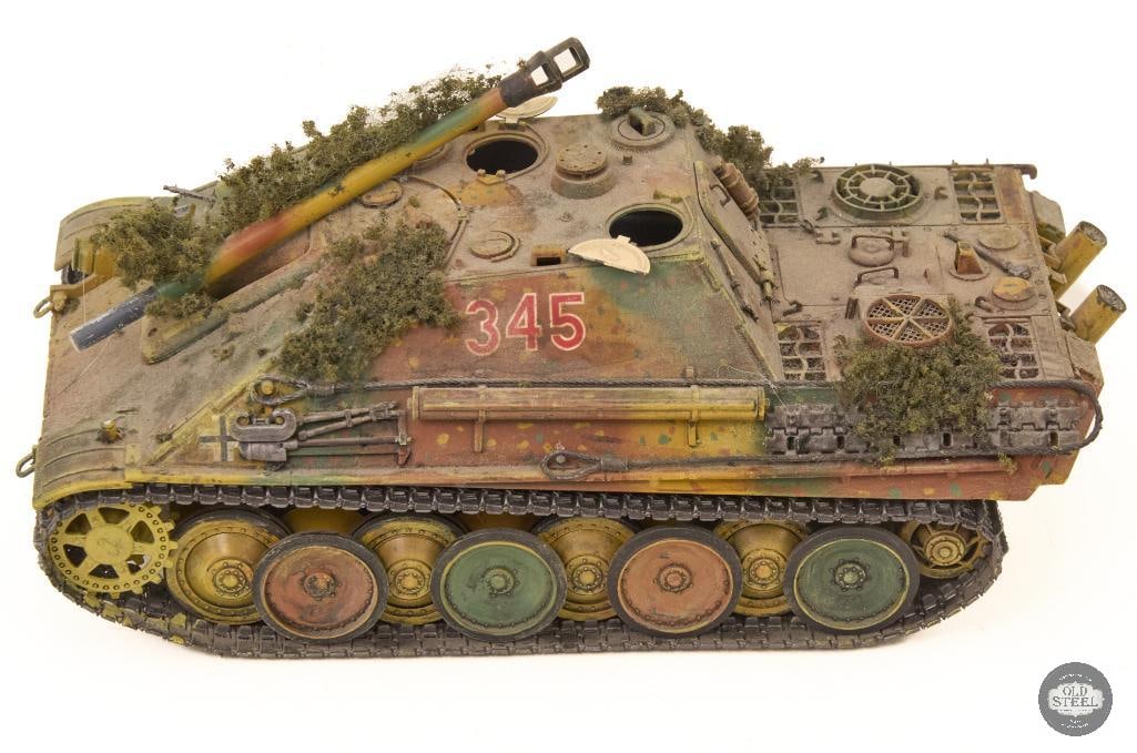 Scale Model German Jagdpanther tank destroyer - 2