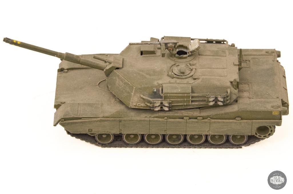 Scale model of a United States M1A1 Abrams (1 of 2)