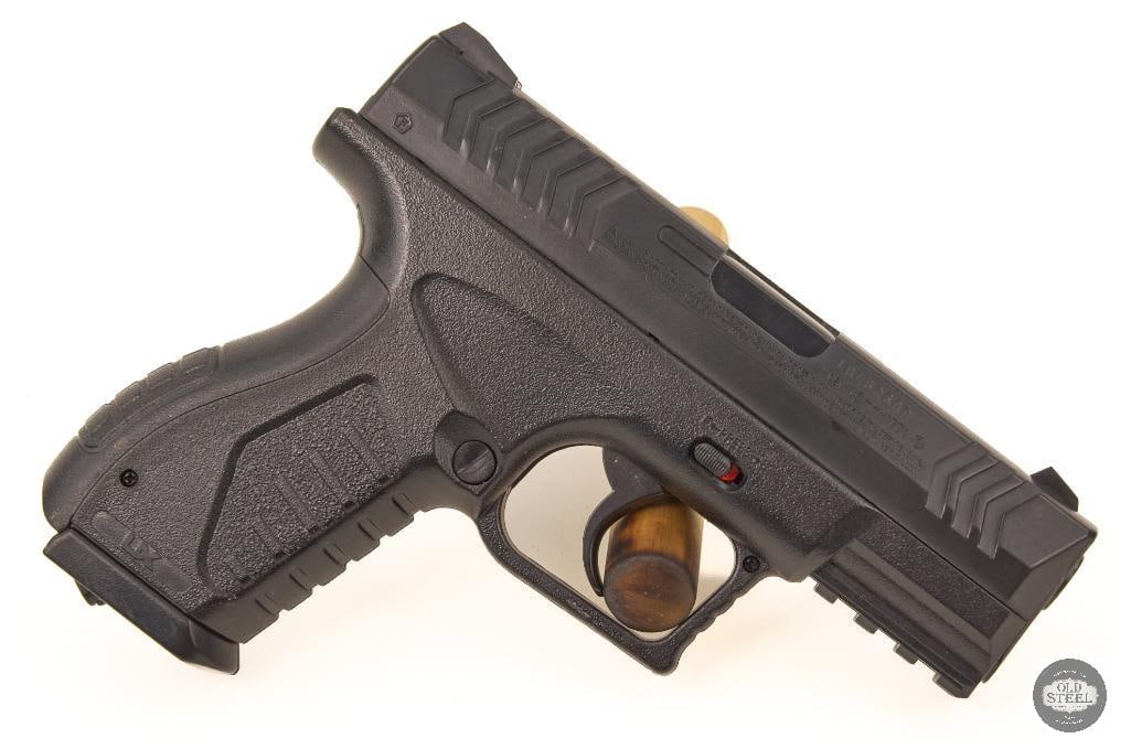 Umarex XD BB Co2 Pistol: .177 cal bb, Co2 powered THIS ITEM IS AS PICTURED WITH NO FURTHER ATTACHMENTS. ALL SALES ARE FINAL. PLEASE REFER TO THE AUCTION DESCRIPTION, LOT #1&nb