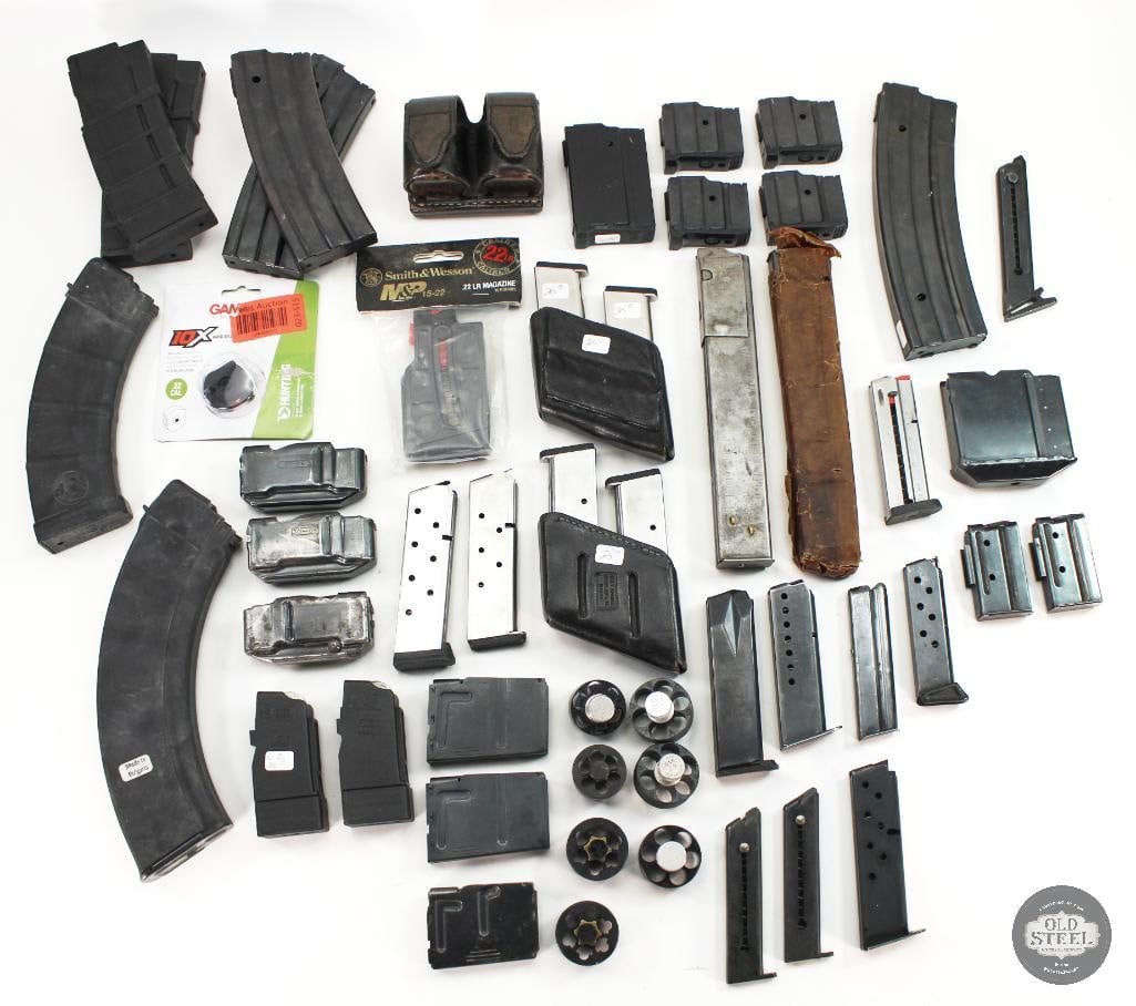 Bulk Lot Magazines: Bulk lot of various magazines. THIS ITEM IS AS PICTURED WITH NO FURTHER ATTACHMENTS. ALL SALES ARE FINAL. PLEASE REFER TO THE AUCTION DESCRIPTION, LOT #1 DESCRIPTION AND TERMS