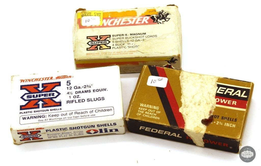 15rds 12ga Shotgun Ammo - Buckshot and Slug: Federal 2-3/4in Magnum 4 Buckshot - 5rds Winchester 2-3/4in 1oz Slug - 5rds Winchester 2-3/4in 4 Buck - 5rds *Boxes have water damage but cartridges look good* 