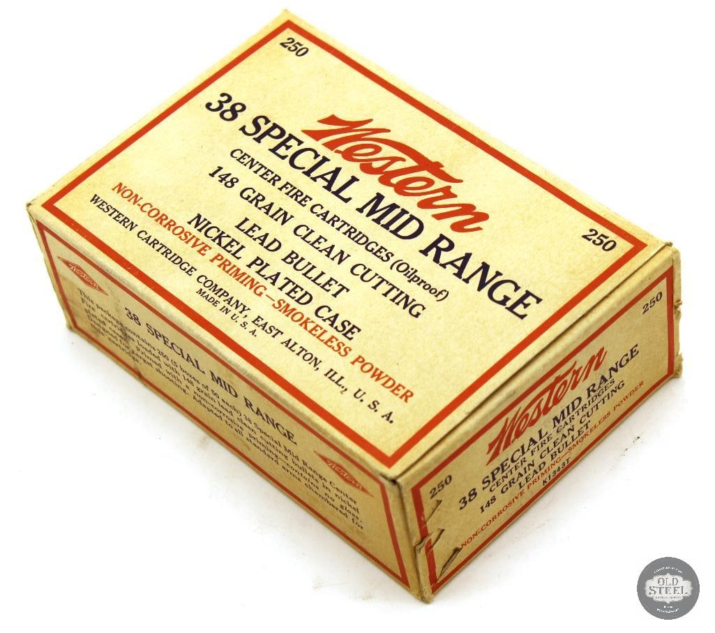 250rds Vintage Western Cartridge Co. 38 Spl Mid Range 148gr Lead Bullet Nickel Case Ammunition: 250rds Vintage Western Cartridge Co. 38 Spl Mid Range 148gr Lead Bullet Nickel Case Ammunition THIS ITEM IS AS PICTURED WITH NO FURTHER ATTACHMENTS. ALL SALES ARE FINAL. PLEASE REFER TO