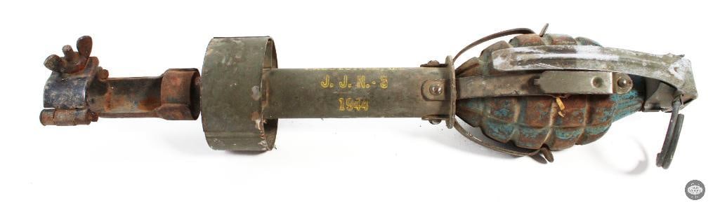 Original US Grenade launching adapter with inert MKII training grenade WWII - 2