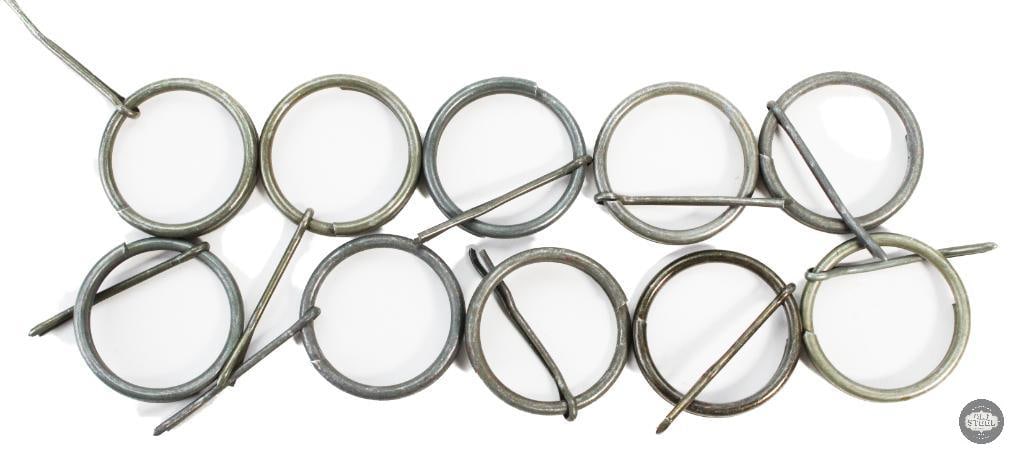 Lot of 10 hand grenade slit pins: Lot of 10 Grenade slit pins THIS ITEM IS AS PICTURED WITH NO FURTHER ATTACHMENTS. ALL SALES ARE FINAL. PLEASE REFER TO THE AUCTION DESCRIPTION, LOT #1 DESCRIPTION AND TERMS OF SALE