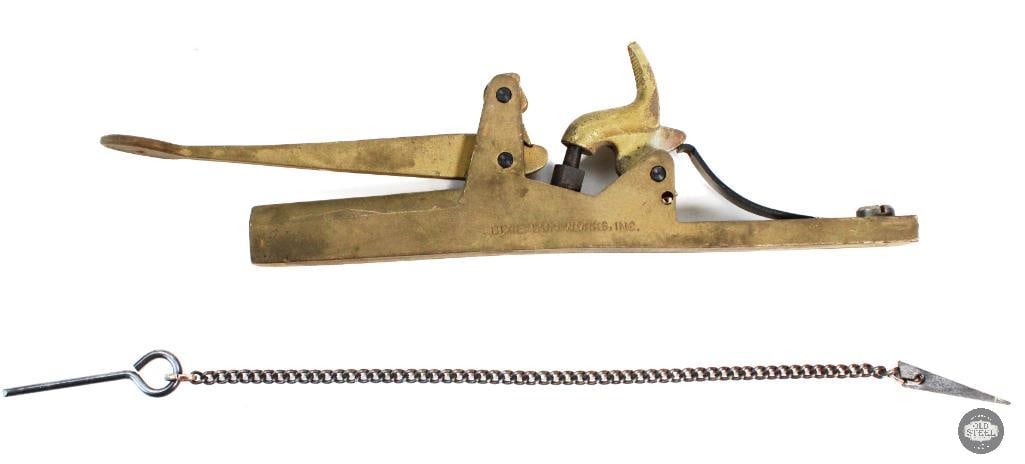 The Original 1862 Mouse Killer Mfg. By Dixie Gun works Inc. - 2