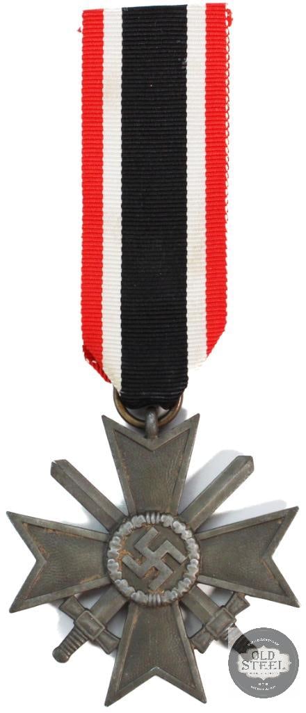 Original Merit badgewith ribbon WWII German: WWII German merit badge THIS ITEM IS AS PICTURED WITH NO FURTHER ATTACHMENTS. ALL SALES ARE FINAL. PLEASE REFER TO THE AUCTION DESCRIPTION, LOT