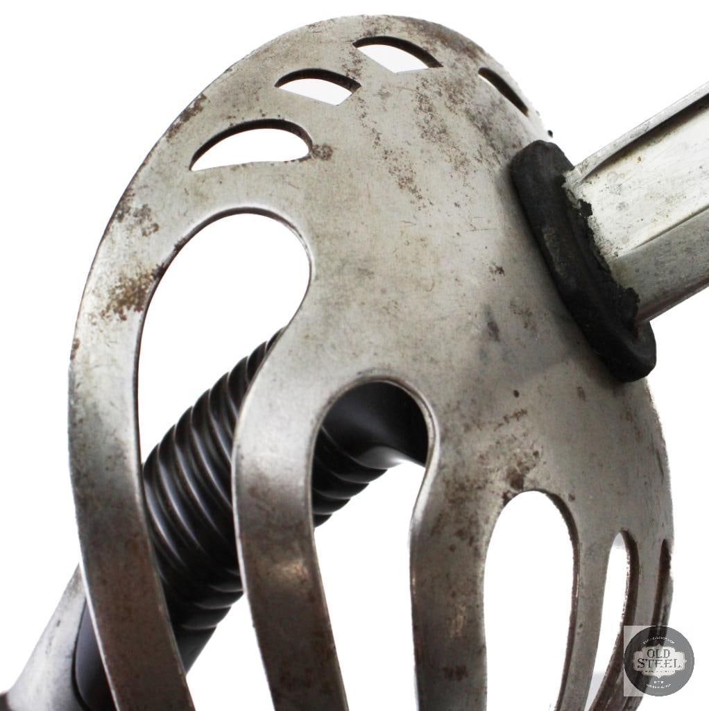 French Made Chilean 1890 Cavalry Trooper Sabre W/ Scabbard - 3