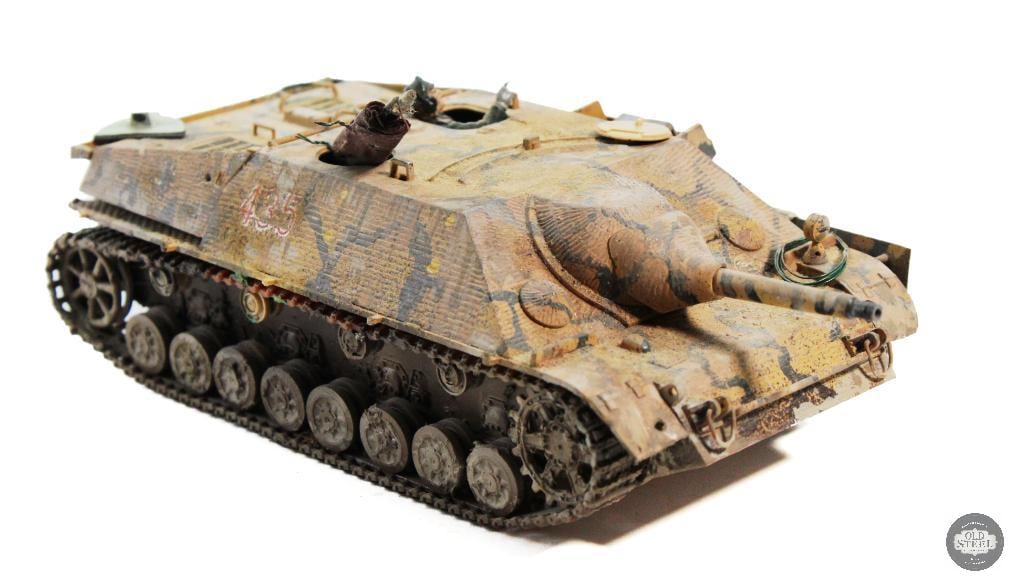 Jagdpanzer IV Tank Destroyer Painted Scale Model (1 of 3)