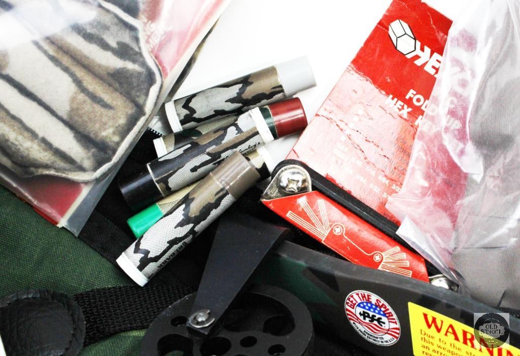 PSE 150 LB Draw Weight Crossbow Kit W/ Arrows, Transport Bag, Glove, Leupold Scope, & Extras - 19