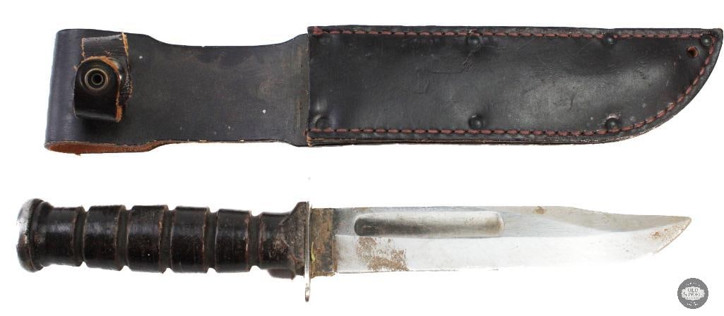 Original USN MK2 Fighting Knife W/ Scabbard - Camillus (1 of 11)