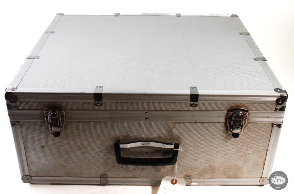 Hard Transport Case 24 x 21 x 10 In (1 of 6)