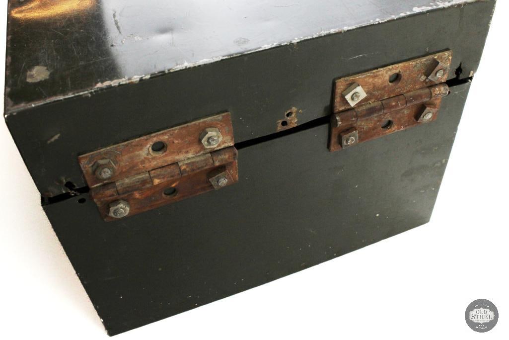 Vintage Green Possible U.S. Military Portable Metal Note Cabinet - 5