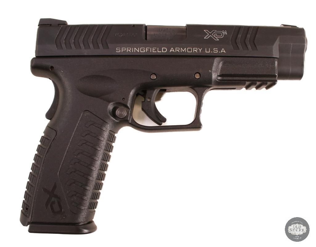 Springfield Armory XDM-40 Chambered in .40 SW - 2