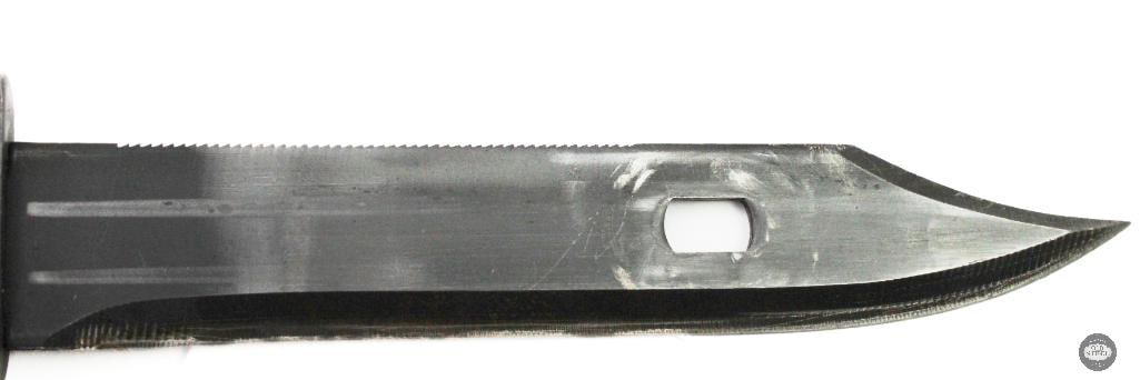 German KCB-77 M1 Bayonet and Scabbard - 4