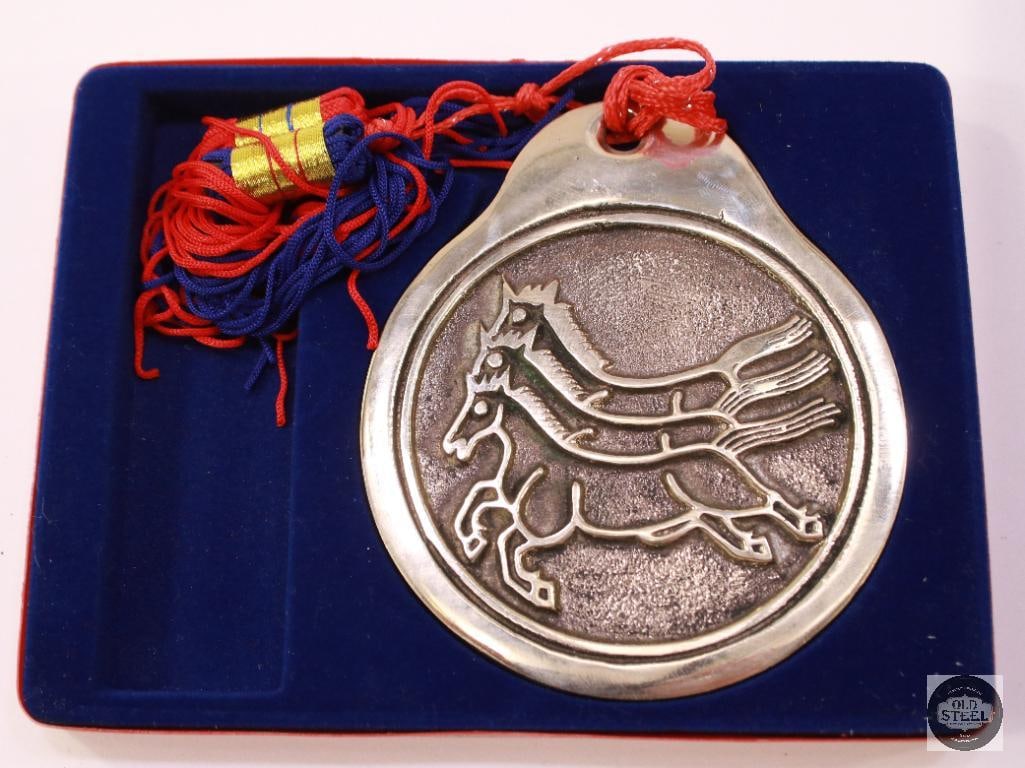 Korean 3 Horse Warrant Medallion with Display Box - 2