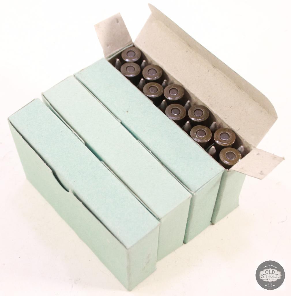 80 Rounds of Bulgarian Silver Tip 7.62x54R: 80 Rounds of Bulgarian Silver Tip 7.62x54R THIS ITEM IS AS PICTURED WITH NO FURTHER ATTACHMENTS. ALL SALES ARE FINAL. PLEASE REFER TO THE AUCTION DESCRIPTION, LOT #1 DESCRIPTION AND TERMS
