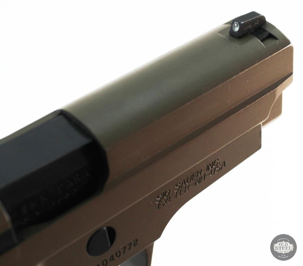 SIG Sauer M11A1 9mm Luger Like New in Box with Spare Magazine - FFL - 5