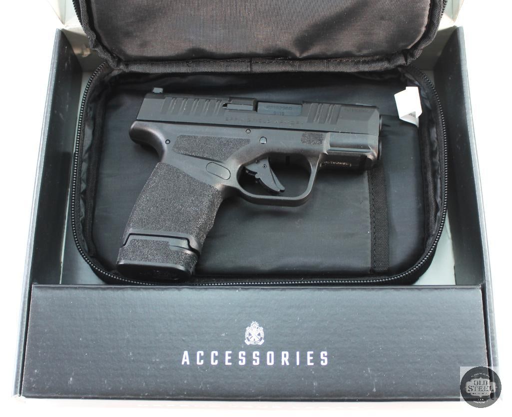 Springfield Hellcat 9mm Luger in Original Box - FFL: Springfield Hellcat in 9mm with original box. Great condition THIS ITEM IS AS PICTURED WITH NO FURTHER ATTACHMENTS. ALL SALES ARE FINAL. PLEASE REFER TO THE AUCTION DESCRIPTION, LOT