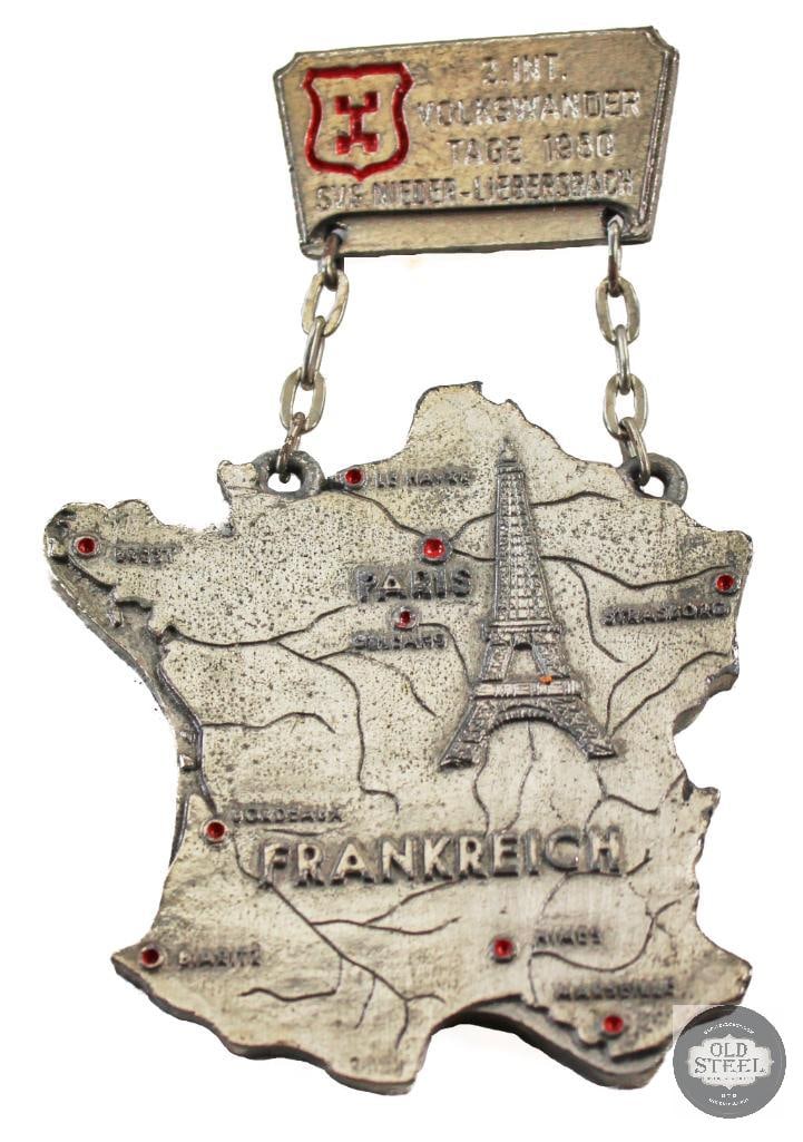 German Hiking Medal (1 of 2)