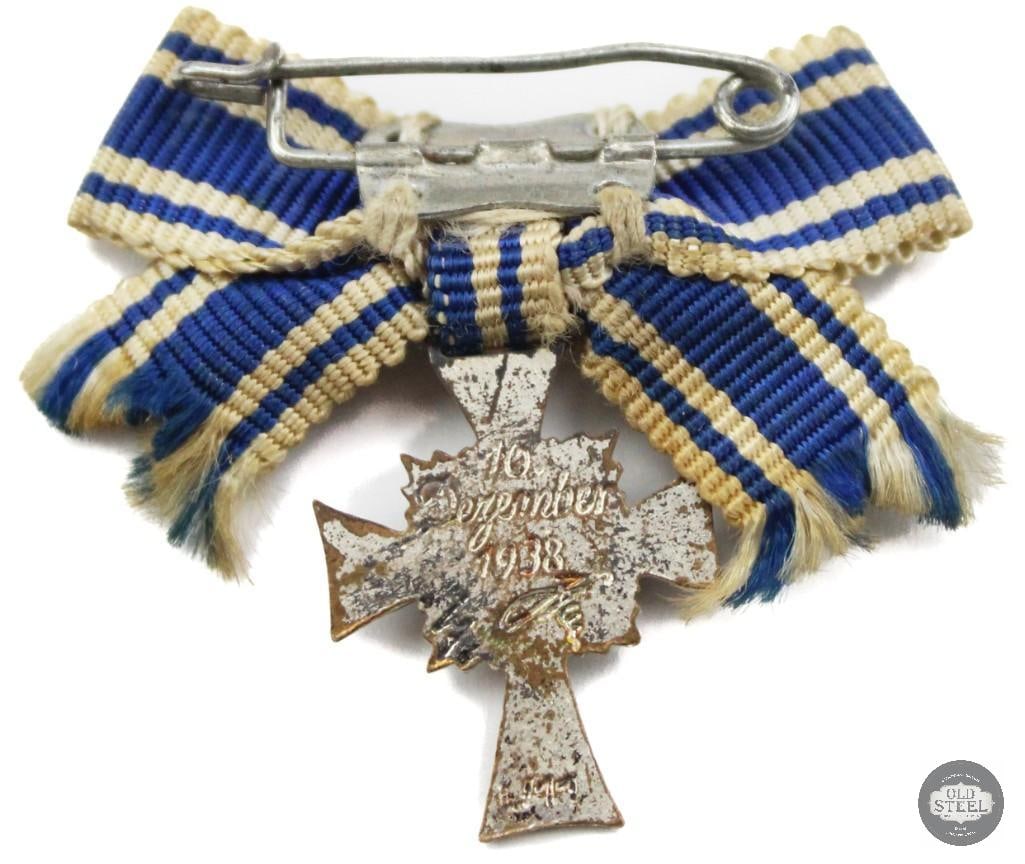 Mothers Cross Medal with Ribbon and Mothers Cross Medal/Ribbon Pin Germany WWII - 3
