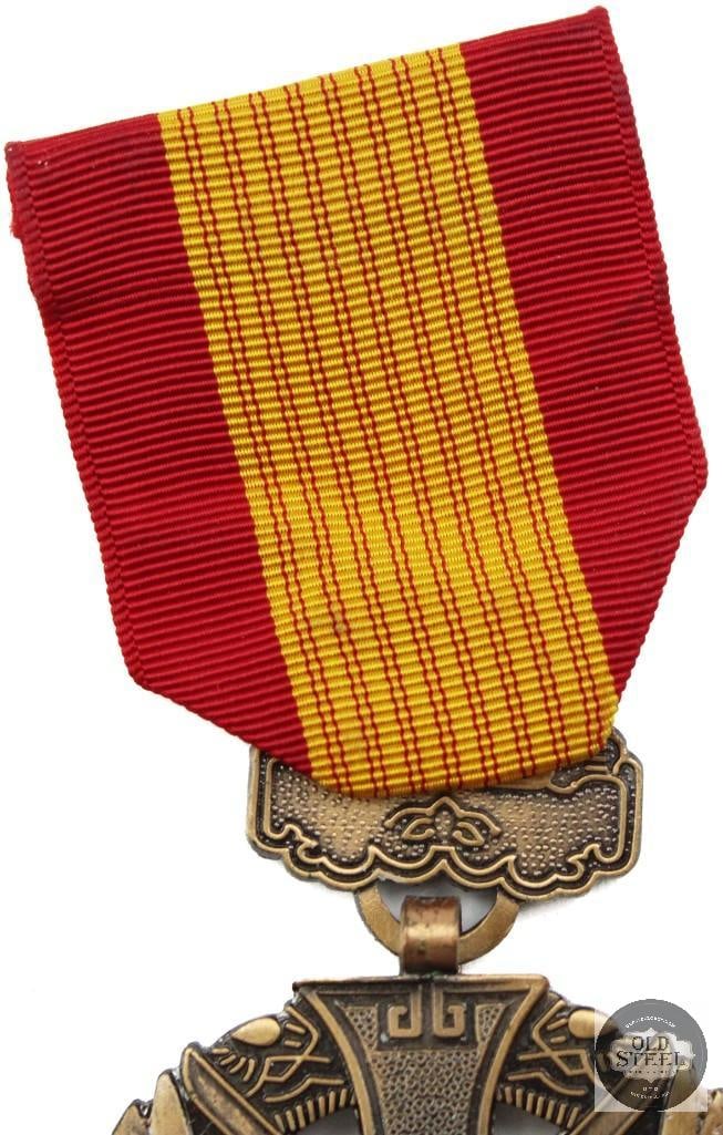 Original US South Vietnam Gallantry Cross Medal - 2