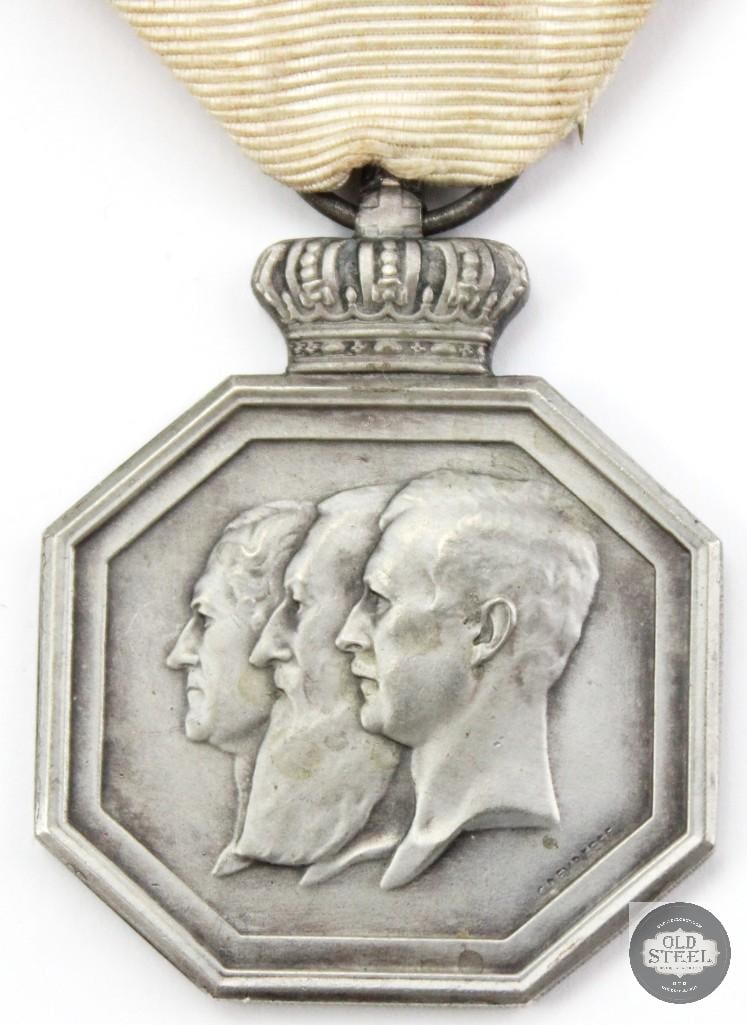 Original Belgium Contenary of National Independence Commemorative Medal 1830-1930 Medal - 3