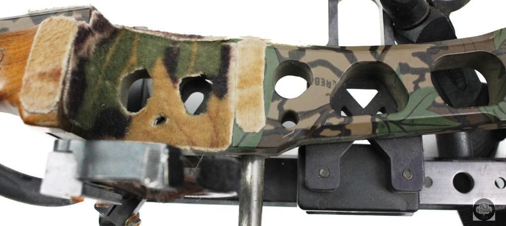 Mathews Q2 Compound Bow Right Hand Camo - 11