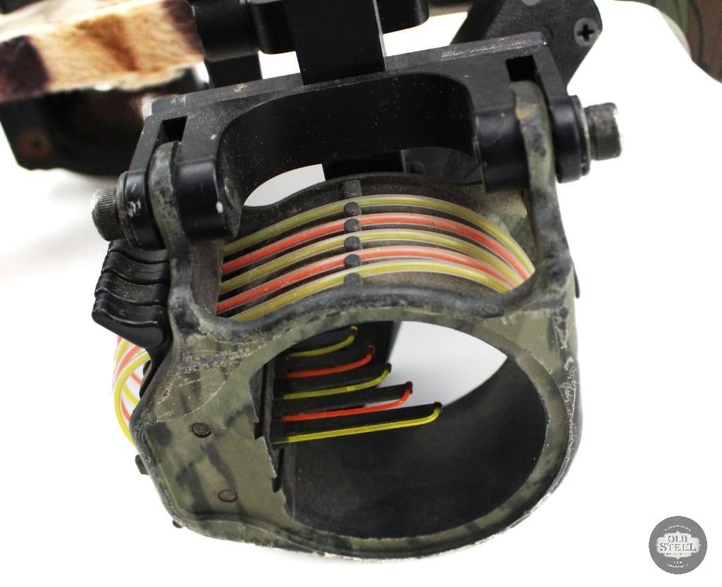 Mathews Q2 Compound Bow Right Hand Camo - 8