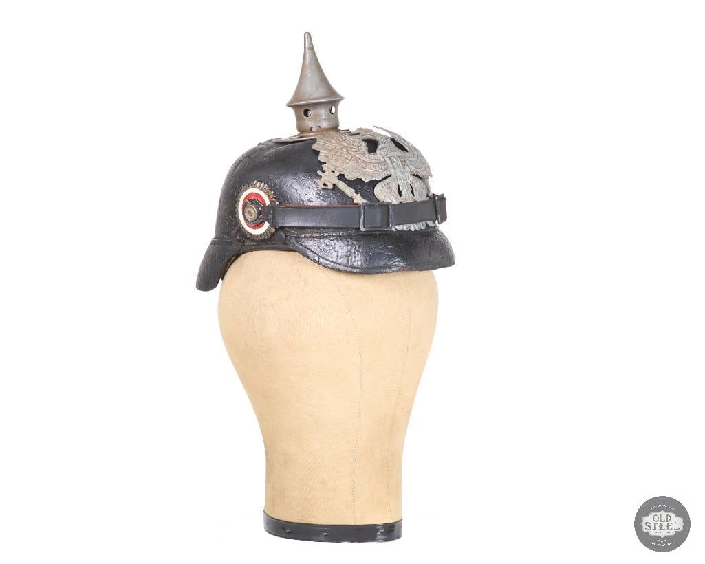 Original Model 1915 pattern Imperial Prussian enlisted mans Pickelhaube (1 of 5)