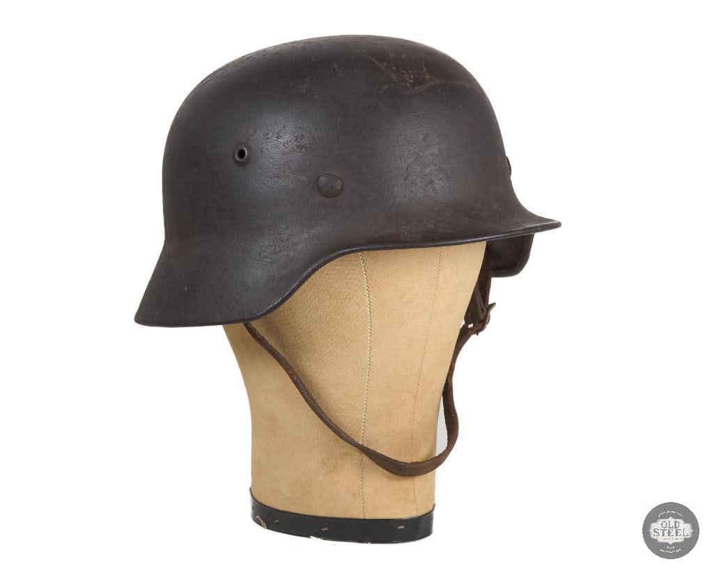 Original Luftwaffe M40 German WWII Single Decal Helmet (1 of 6)