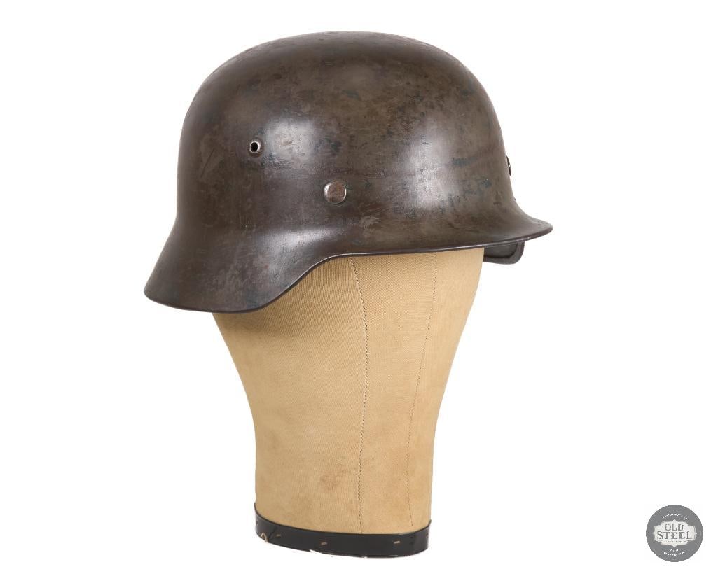 Original M35 German WWII Helmet: Original M35 German WWII Helmet - no chinstrap - ET64 3616 marked inside. THIS ITEM IS AS PICTURED WITH NO FURTHER ATTACHMENTS. ALL SALES ARE FINAL. PLEASE REFER TO THE AUCTION DESCRIPTION,