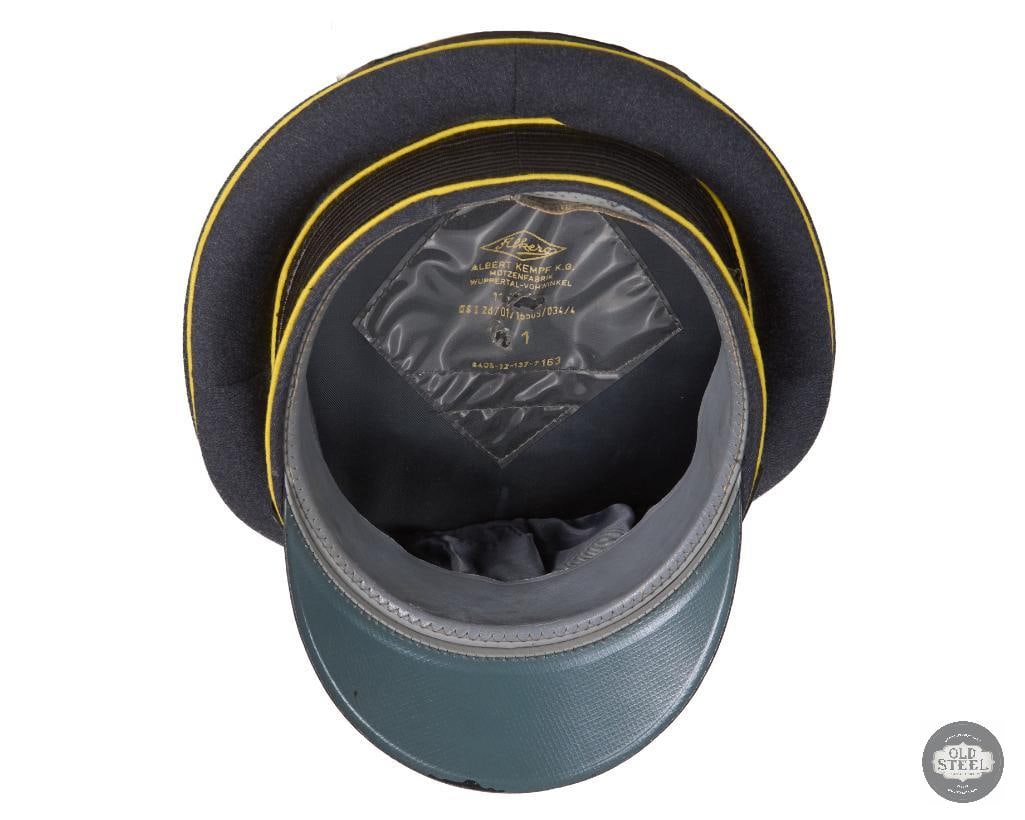 Original Luftwaffe Schirmmutze Navigators/Paratroopers Visor Cap and Scarf German WWII - 6