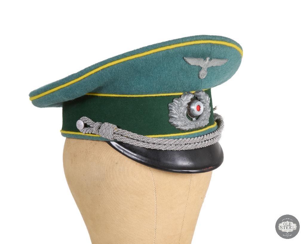 Original Signals Oberleutnant Schirmmutze Visor Cap German WWII: Original 'Schirmmutze' or visor cap of a Signals Lieutenant from German WWII Army. THIS ITEM IS AS PICTURED WITH NO FURTHER ATTACHMENTS. ALL SAL
