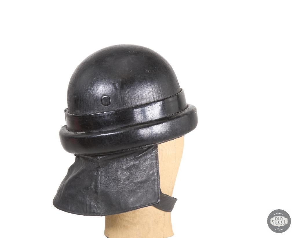 Italian M35 Leather Tankers Helmet - 3