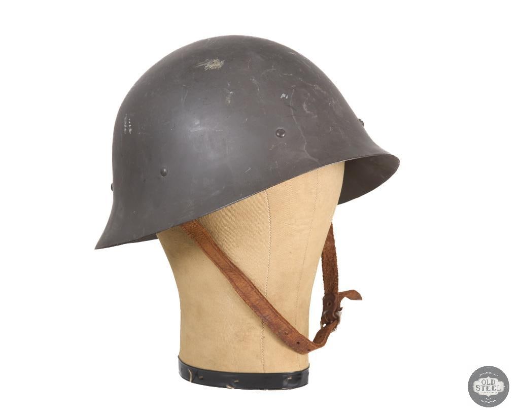 Swedish M26 Helmet: Swedish M26 Helmet THIS ITEM IS AS PICTURED WITH NO FURTHER ATTACHMENTS. ALL SALES ARE FINAL. PLEASE REFER TO THE AUCTION DESCRIPTION, LOT #1 DES
