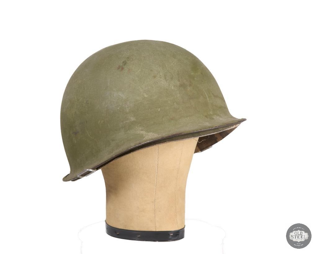 US M1 Helmet Vietnam War Era: US M1 steel helmet from Vietnam War era. Liner is marked US 6 M I I at the done interior. Shell has no visible markings. No suspension, headband, chinstraps etc. Only Shell and Liner THIS ITEM