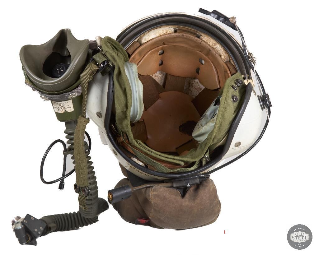 USAF Vietnam War APH 6 Flight Helmet with Oxygen Mask and Sonex Ears - 7