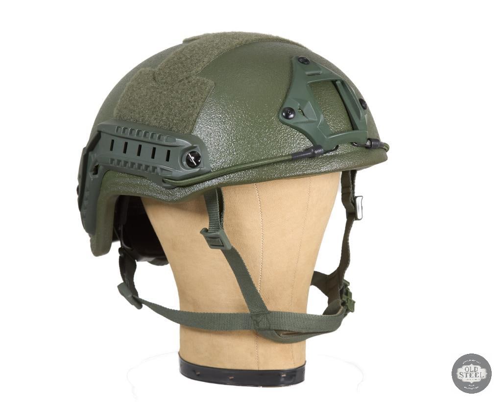FAST Style Combat Helmet: FAST style tac helmet. No tag to indicate make model or protection level. THIS ITEM IS AS PICTURED WITH NO FURTHER ATTACHMENTS. ALL SALES ARE FI