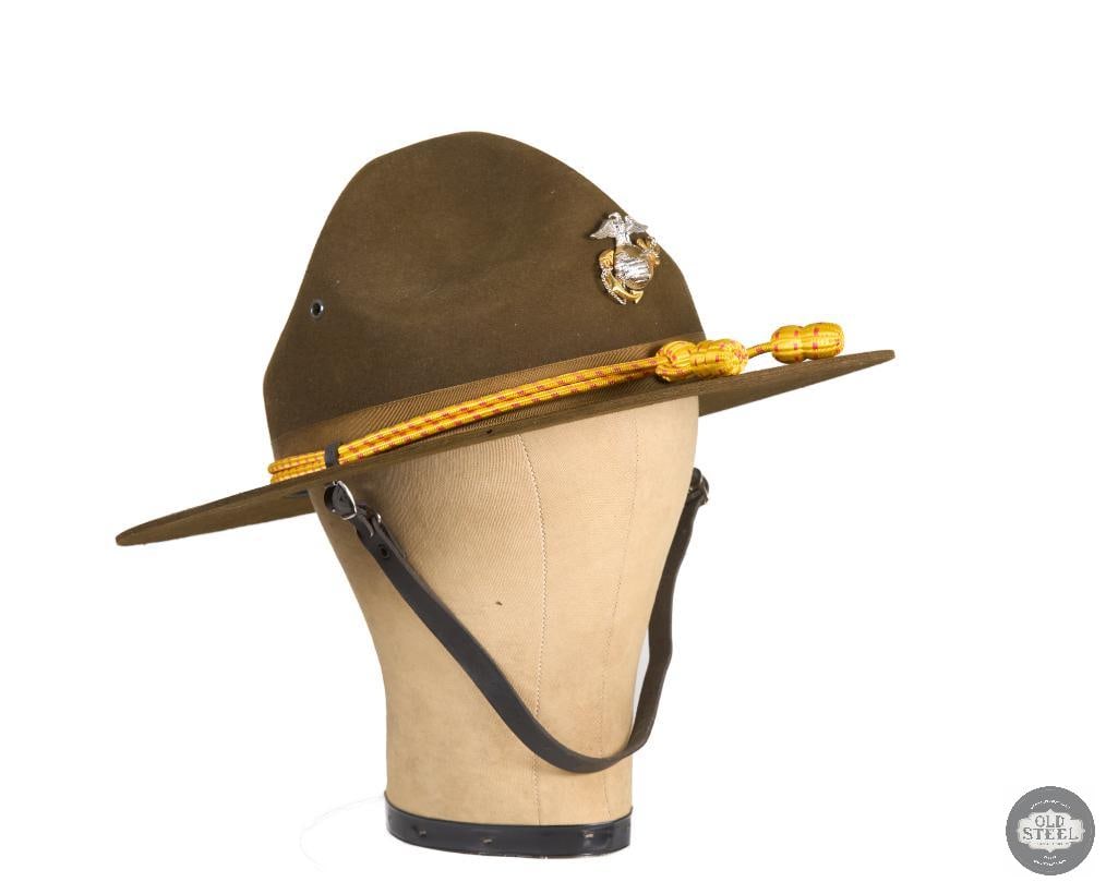 USMC Officer Stetson Campaign Hat - 7-3/8: USMC Stetson Campaign Hat - 7-3/8 THIS ITEM IS AS PICTURED WITH NO FURTHER ATTACHMENTS. ALL SALES ARE FINAL. PLEASE REFER TO THE AUCTION DESCRIPTION,