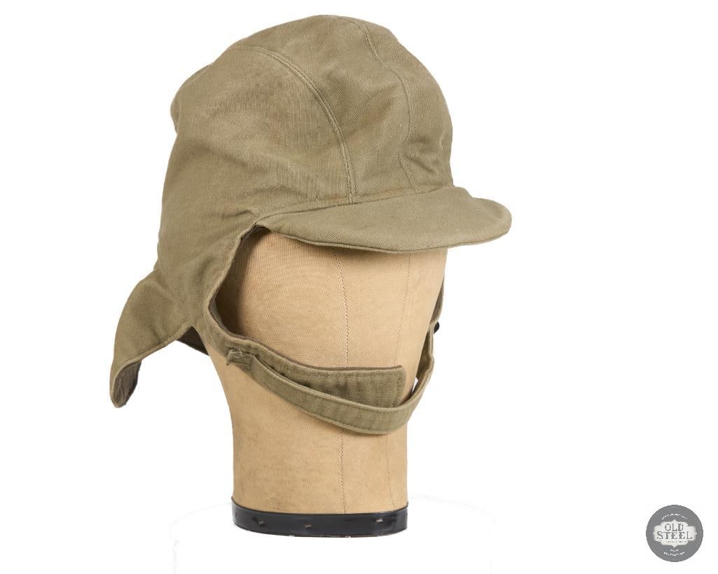 WWII US Navy Foul Weather Desk Cap Size 7: WWII US Navy Foul Weather Desk Cap Size 7 THIS ITEM IS AS PICTURED WITH NO FURTHER ATTACHMENTS. ALL SALES ARE FINAL. PLEASE REFER TO THE AUCTION DESCRIPTION, LOT #1 DESCRIPTION AND TERMS