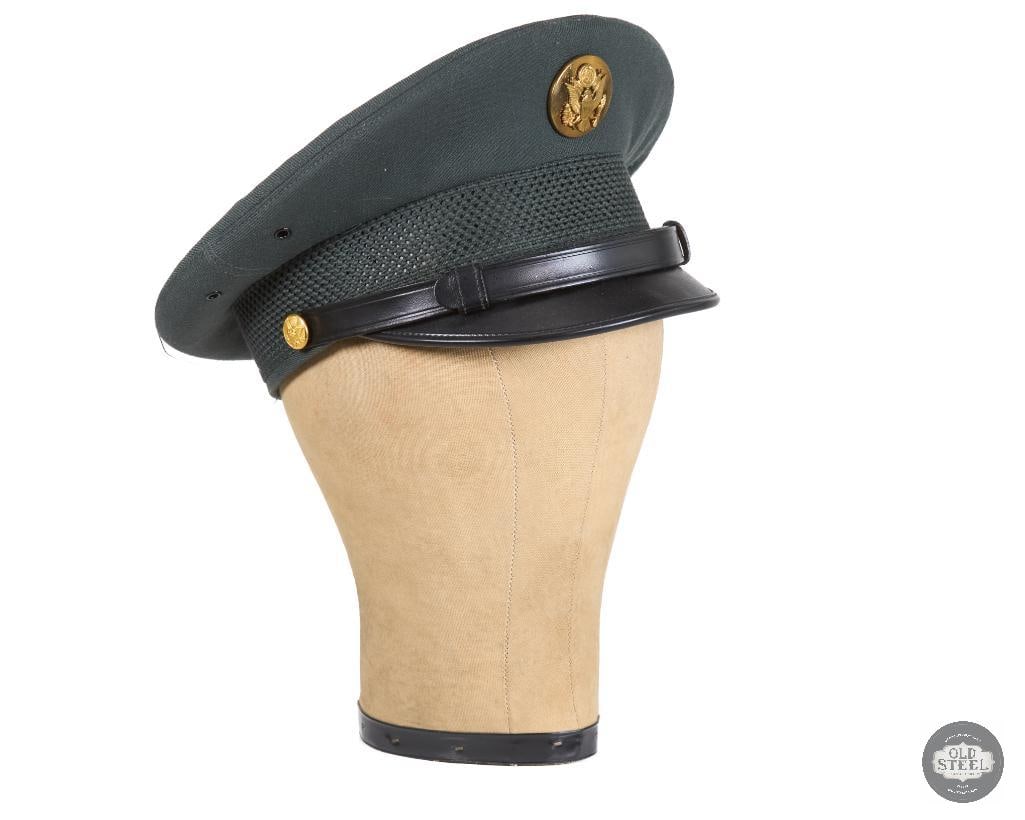 US Army Officer's Visor Cap Vietnam War: US Army Officer's Visor Cap Vietnam War THIS ITEM IS AS PICTURED WITH NO FURTHER ATTACHMENTS. ALL SALES ARE FINAL. PLEASE REFER TO THE AUCTION DESCRIPTION, LOT #1 DESCRIPTION AND TERMS OF
