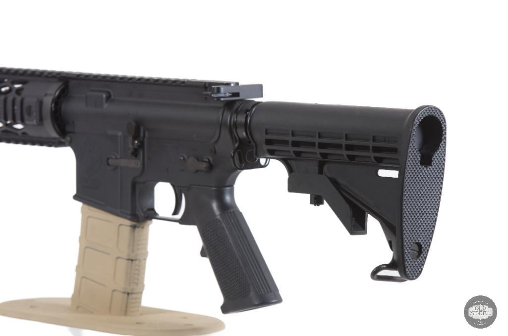 Beautiful AR15 5.56 NATO 16" Government Barrel YHM Free Float Quad Rail Rifle - 8