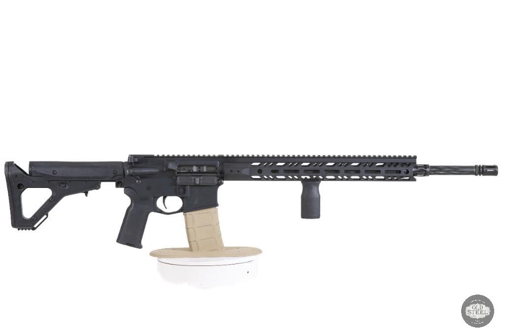 Absolutely Stunning AR15 5.56 NATO 20" Fluted Barrel RifleSpeed Gas Block UBR Stock: Up for auction is a custom AR-15 chambered in 5.56 NATO. Built as a premium precision-oriented rifle, this example features a 20-inch fluted barrel and a collection of high-end components that