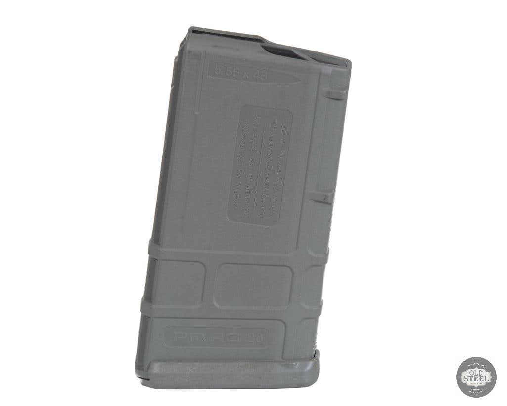 RARE Magpul Straight PMAG 20-Round Magazine Foliage Green, Boulder CO Marked: This is a rare Magpul PMAG 20-round magazine featuring the early straight-body design and discontinued Foliage Green finish, marked Boulder, CO USA. Produced during Magpuls early manufacturing