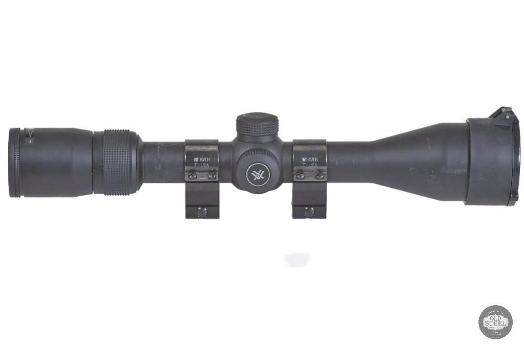 Vortex Diamondback 3-9x40 Rifle Scope with Rings: This Vortex Diamondback 3-9x40 rifle scope is a versatile and dependable optic designed for hunting and general-purpose shooting applications. Featuring adjustable magnification from 3x to 9x and a 40